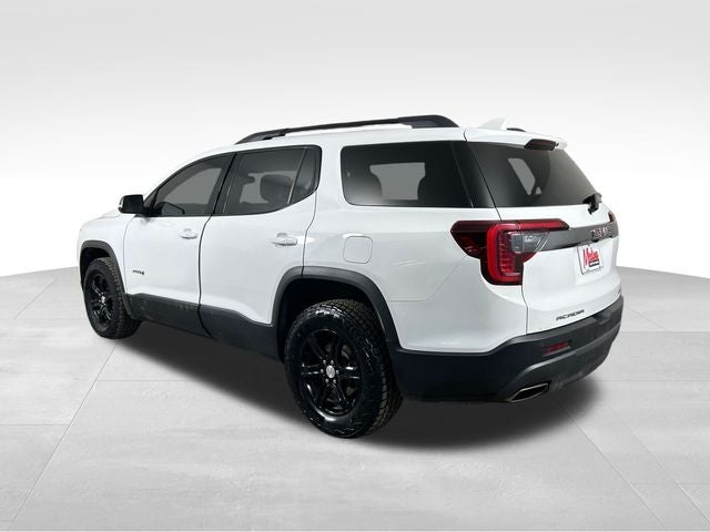 2022 GMC Acadia AT4