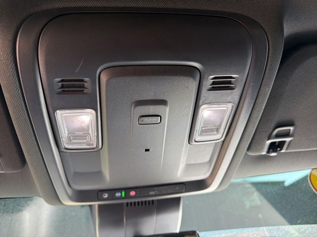 2023 GMC Yukon SLE