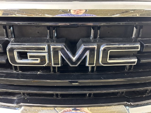 2022 GMC Yukon SLE