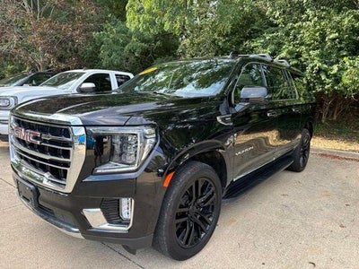 2023 GMC Yukon XL SLT