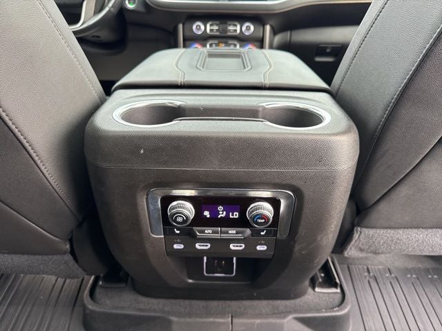 2021 GMC Yukon XL AT4