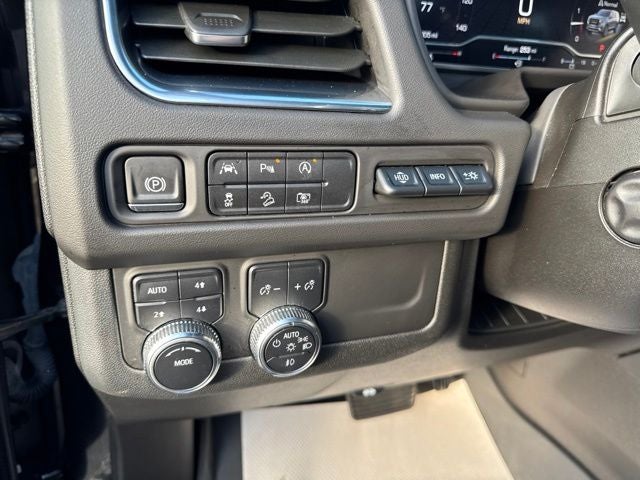 2023 GMC Yukon XL AT4