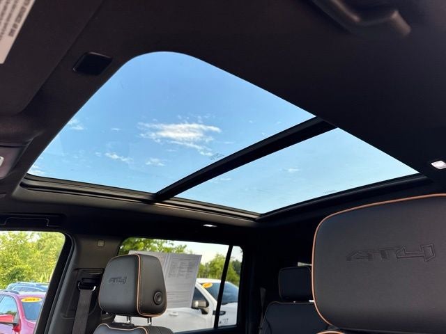 2023 GMC Yukon XL AT4