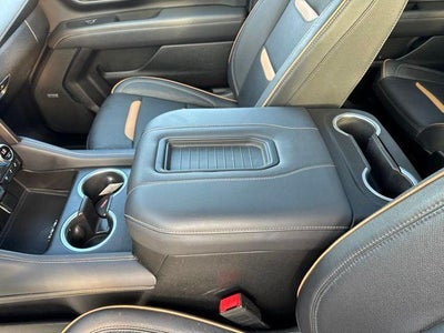 2023 GMC Yukon XL AT4