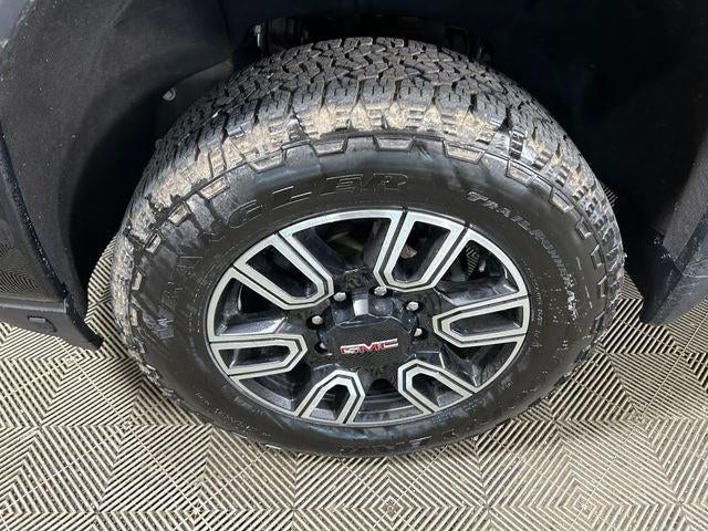 2023 GMC Sierra 2500HD AT4