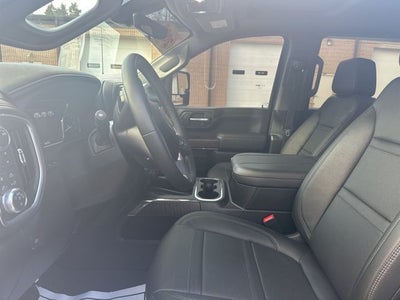 2023 GMC Sierra 2500HD Denali