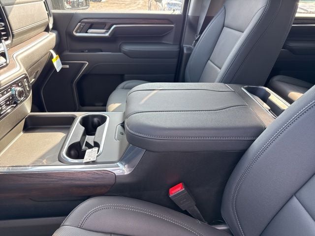 2026 GMC Sierra 2500HD SLT