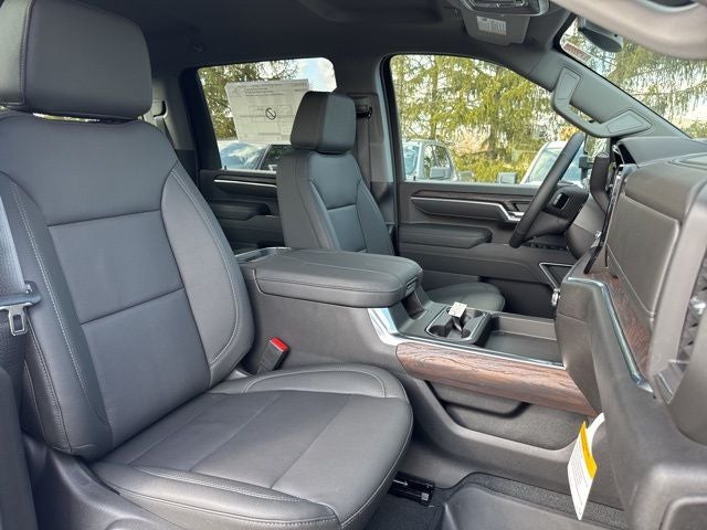 2026 GMC Sierra 2500HD SLT