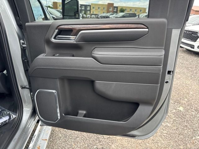 2026 GMC Sierra 2500HD SLT