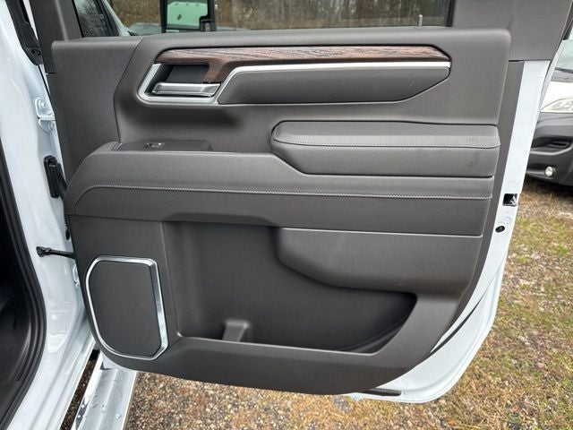 2026 GMC Sierra 2500HD SLT