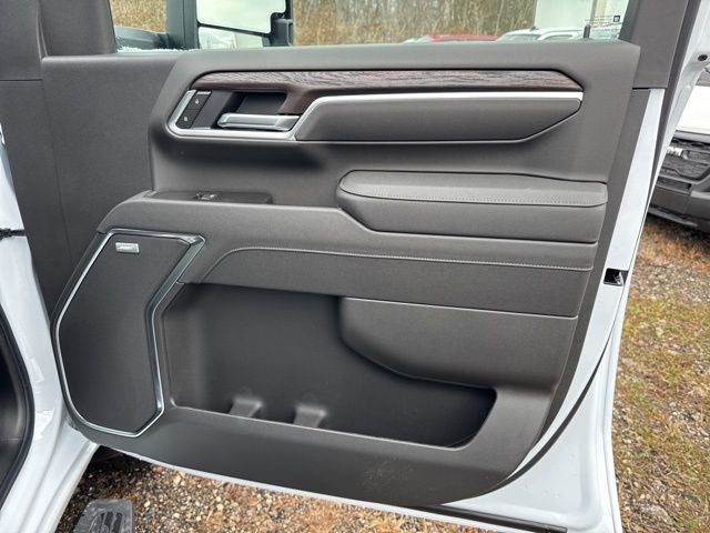 2026 GMC Sierra 2500HD SLT