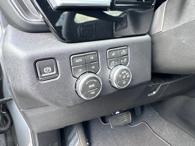2026 GMC Sierra 2500HD SLT