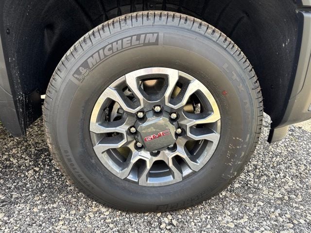2026 GMC Sierra 2500HD SLT