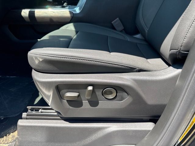 2026 GMC Sierra 2500HD SLT