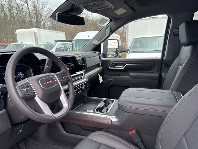 2026 GMC Sierra 2500HD SLT