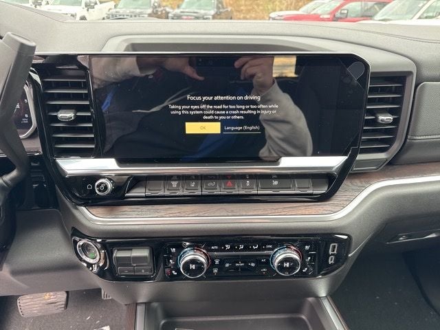 2026 GMC Sierra 2500HD SLT