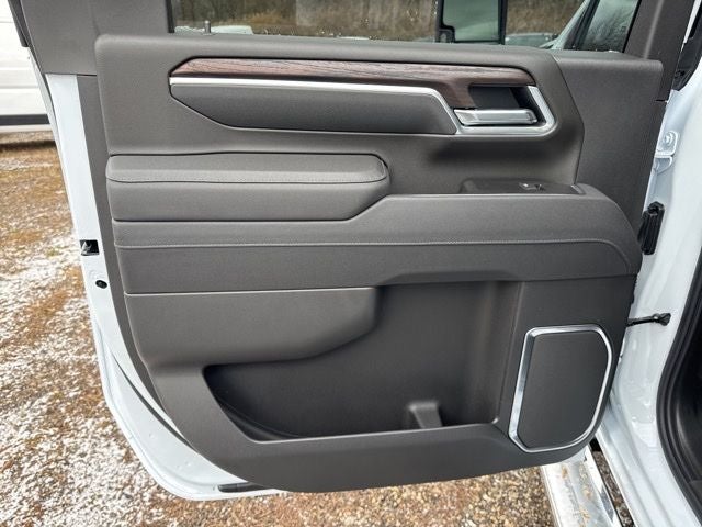 2026 GMC Sierra 2500HD SLT