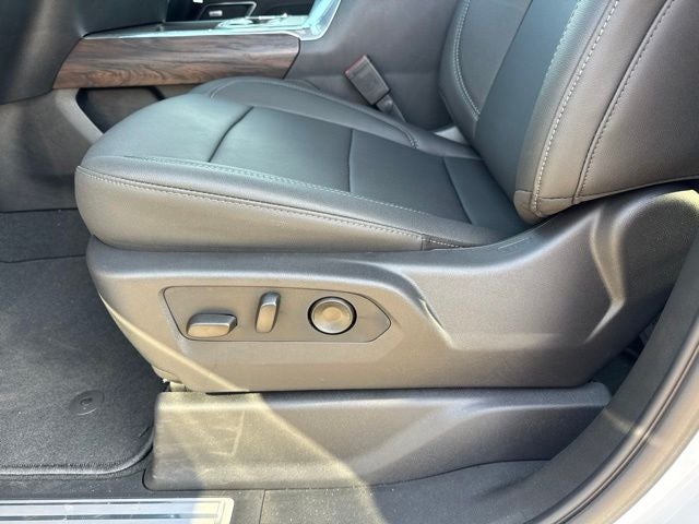 2026 GMC Sierra 2500HD SLT