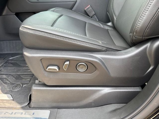 2026 GMC Sierra 2500HD Denali