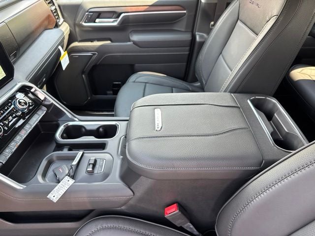 2026 GMC Sierra 2500HD Denali
