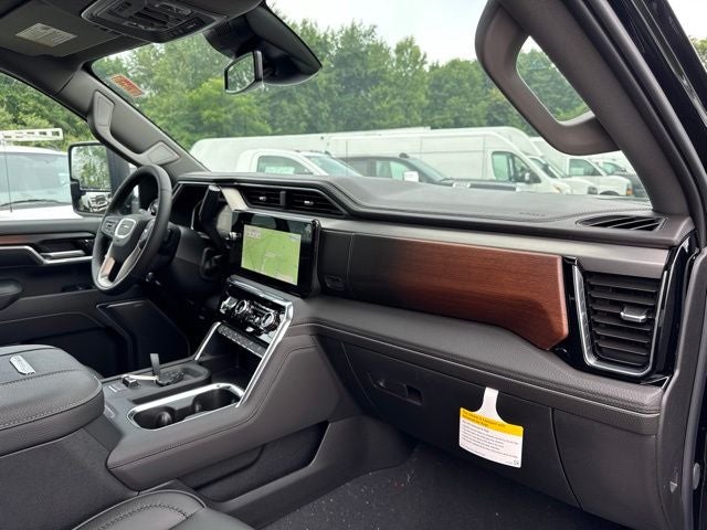 2026 GMC Sierra 2500HD Denali