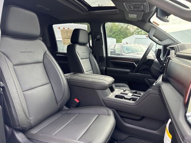 2026 GMC Sierra 2500HD Denali