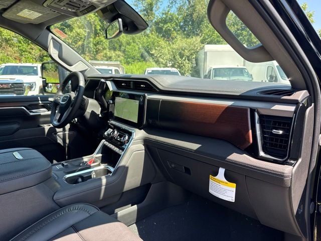 2026 GMC Sierra 2500HD Denali