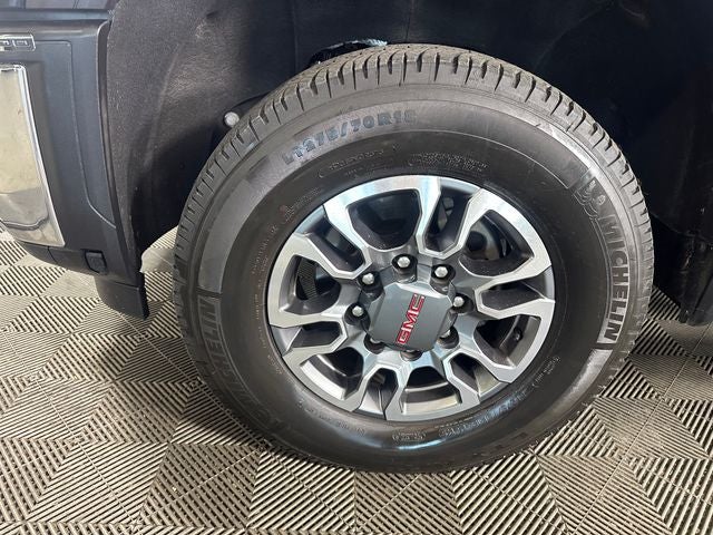 2025 GMC Sierra 3500HD SLT