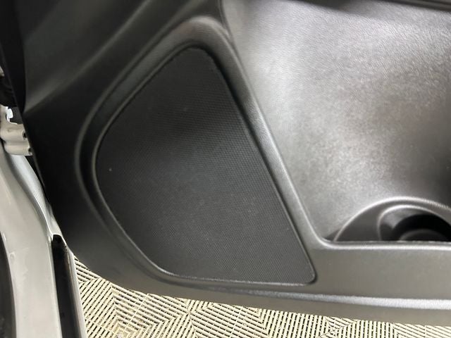 2022 GMC Canyon Elevation Standard