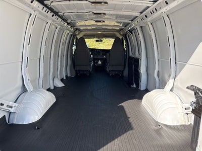 2025 GMC Savana 2500 Work Van