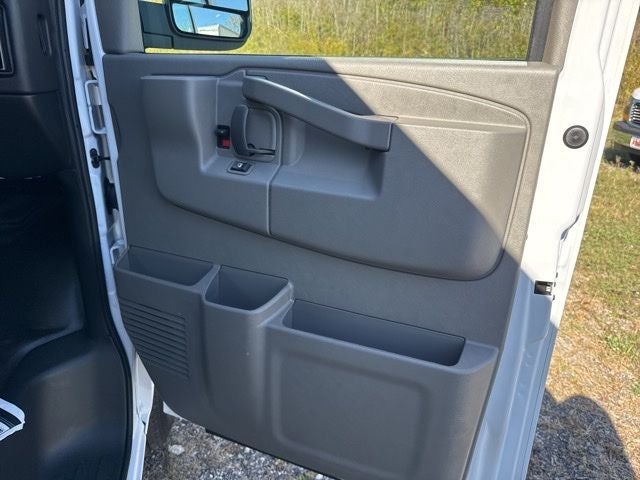 2025 GMC Savana 2500 Work Van