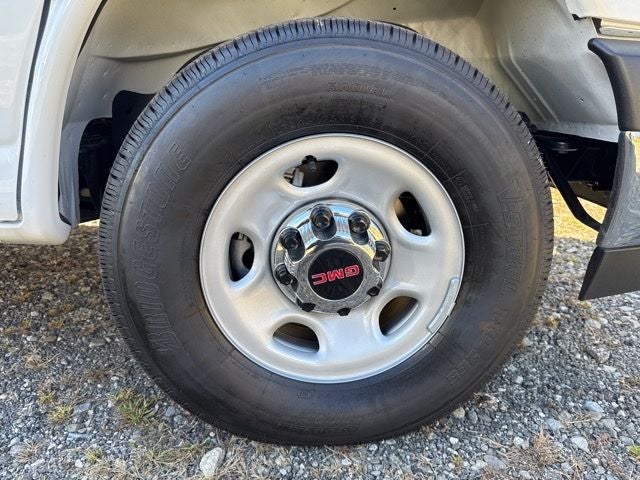 2025 GMC Savana 2500 Work Van