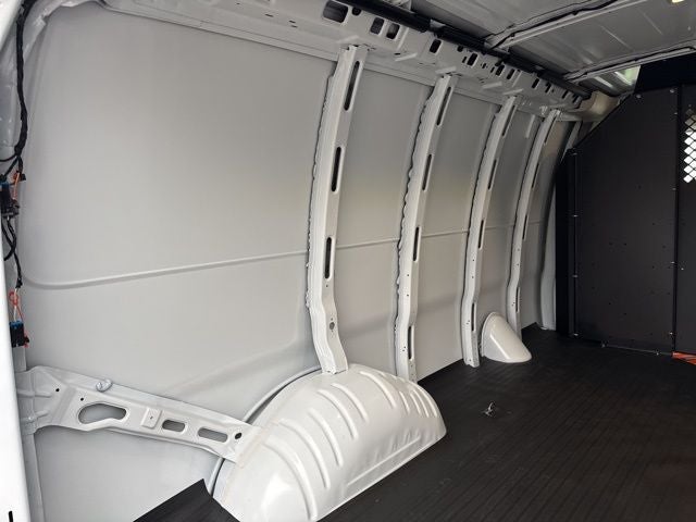 2025 GMC Savana 2500 Work Van