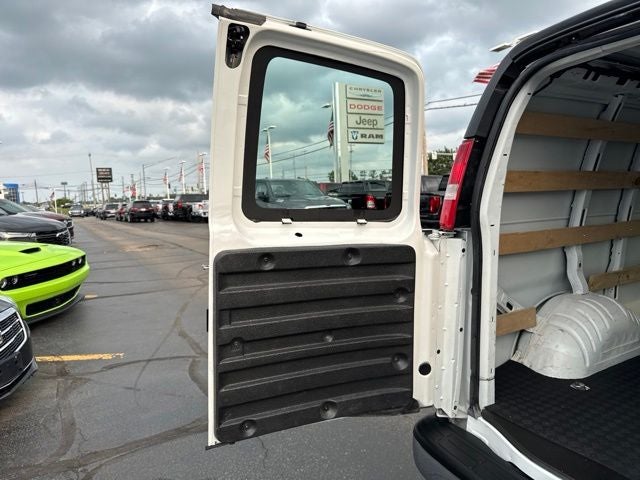2025 GMC Savana 2500 Work Van