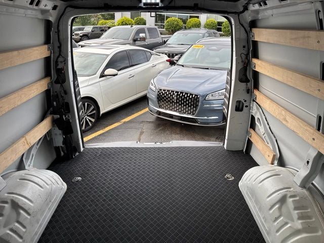 2025 GMC Savana 2500 Work Van