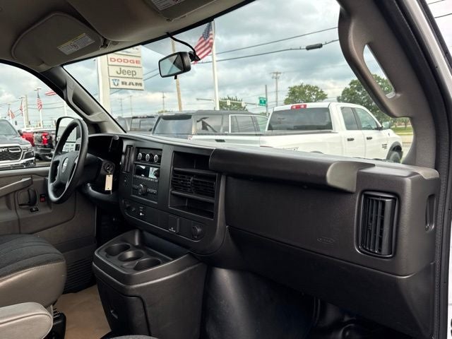 2025 GMC Savana 2500 Work Van