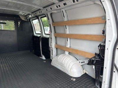 2025 GMC Savana 2500 Work Van