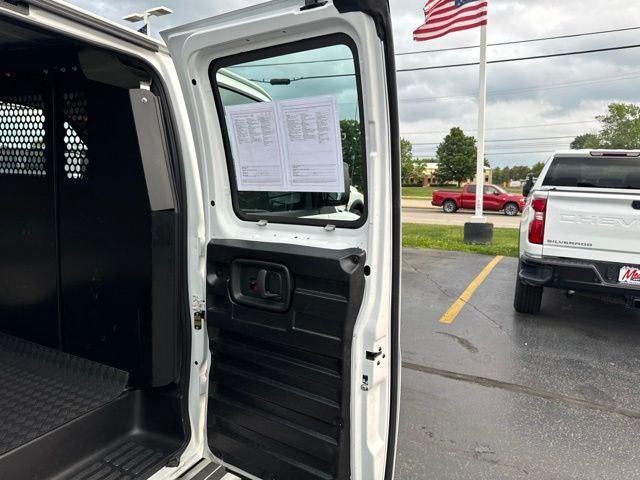 2025 GMC Savana 2500 Work Van