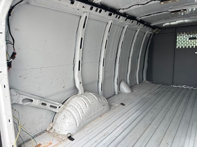 2023 GMC Savana 2500 Work Van