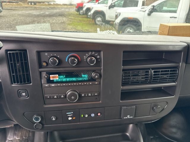 2026 GMC Savana 3500 Work Van