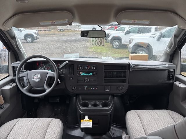 2026 GMC Savana 3500 Work Van