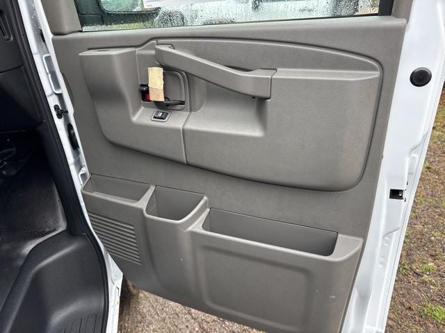 2026 GMC Savana 3500 Work Van