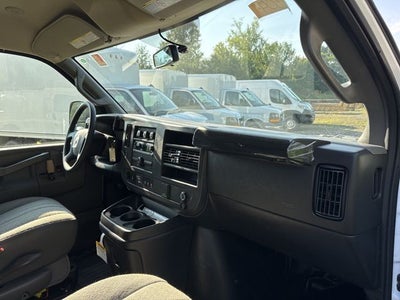 2025 GMC Savana 3500 Work Van