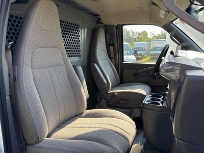 2025 GMC Savana 3500 Work Van