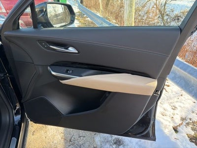 2024 Cadillac XT4 Luxury