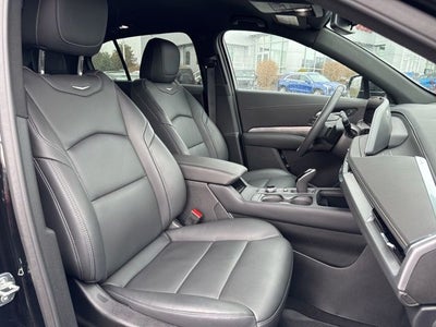 2025 Cadillac XT4 Premium Luxury