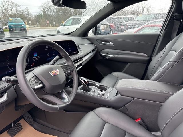 2025 Cadillac XT4 Premium Luxury