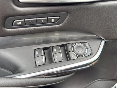 2025 Cadillac XT4 Premium Luxury