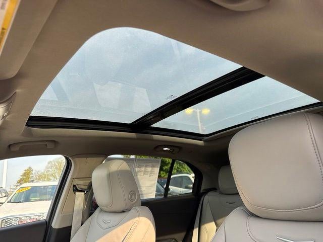 2023 Cadillac XT4 Premium Luxury