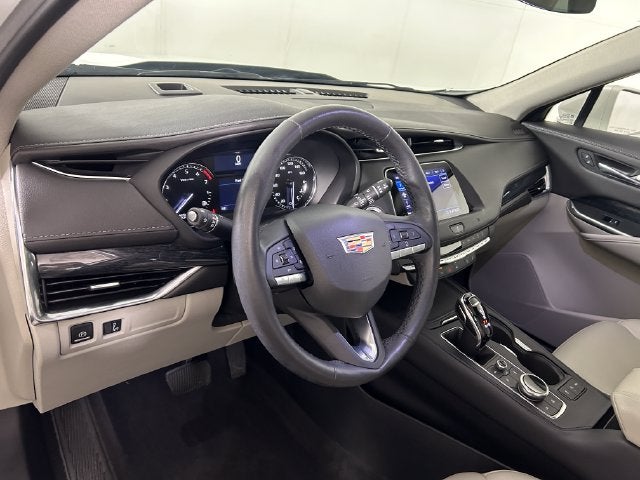 2020 Cadillac XT4 Premium Luxury